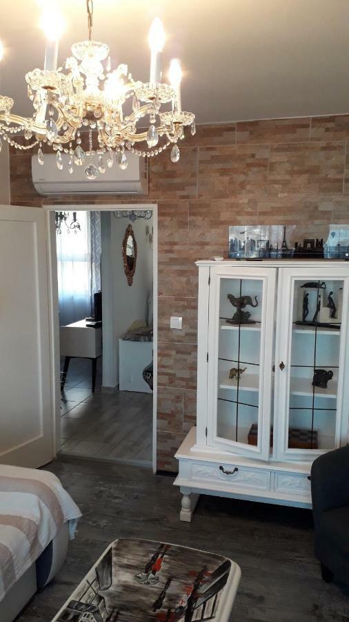 Stella Apartment